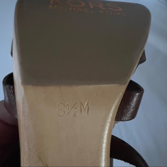 Michael by Michael Kors NWOT High Heel Platform Sandals Brown Leather Studded - Picture 12 of 12